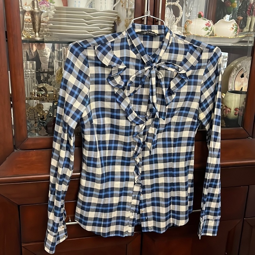 Zara women plaid top in size Small 💙bow is removable